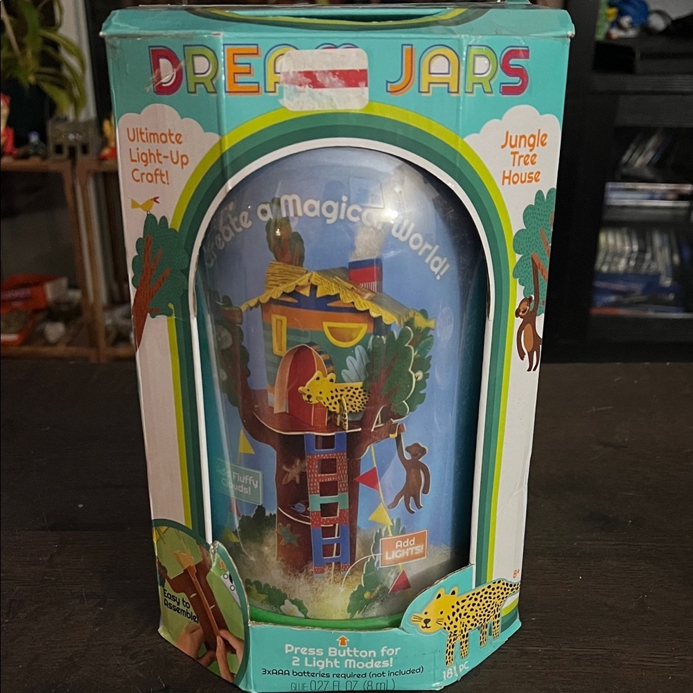 Dream Jars Jungle Tree House Light-Up Craft
